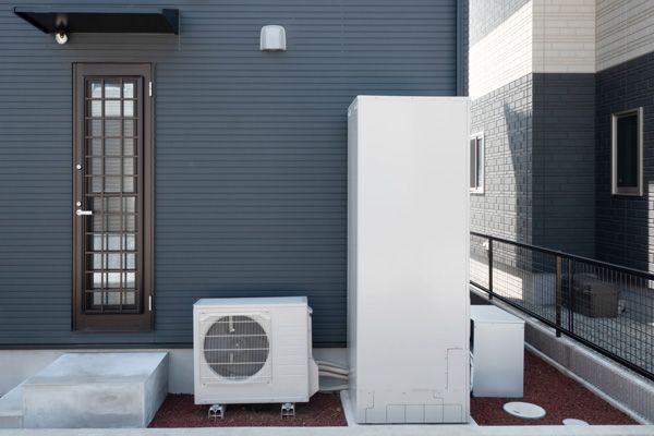 Montaje y mantenimiento de instalaciones de AEROTÉRMIA aplicadas a la climatización